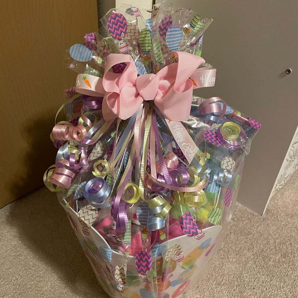 SOLD ❌New Girls Easter Basket